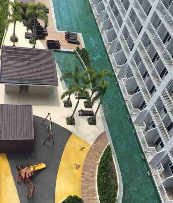 Breeze Residences - 1Br Unit With Balcony -Top Floor Μανίλα Εξωτερικό φωτογραφία