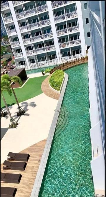 Breeze Residences - 1Br Unit With Balcony -Top Floor Μανίλα Εξωτερικό φωτογραφία