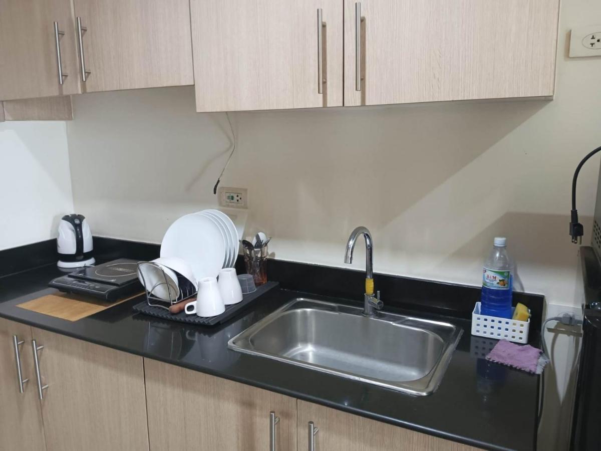 Breeze Residences - 1Br Unit With Balcony -Top Floor Μανίλα Εξωτερικό φωτογραφία